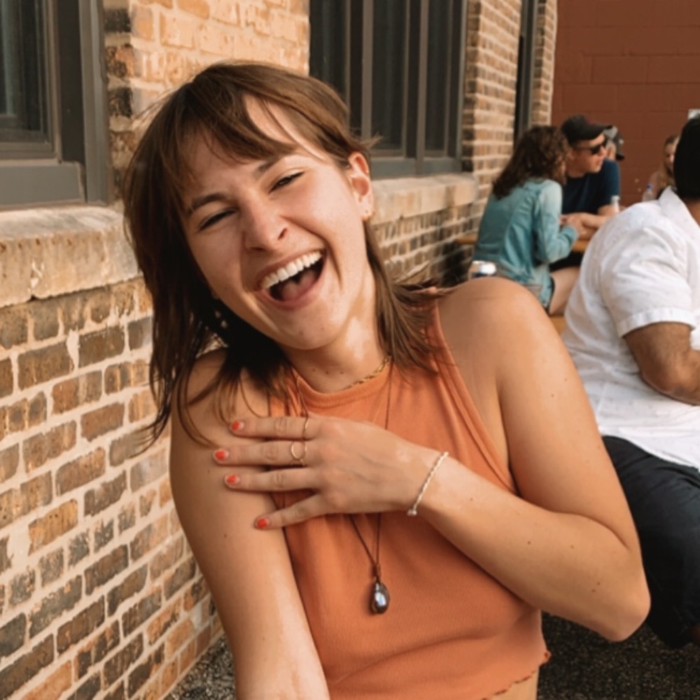 Meet your Posher, Elizabeth